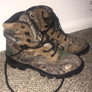 Women’s 8 camp hiking boots